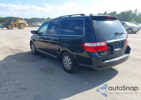 2007 Honda Odyssey Touring z USA, uszkodzony, nr VIN 5FNRL38827B052039